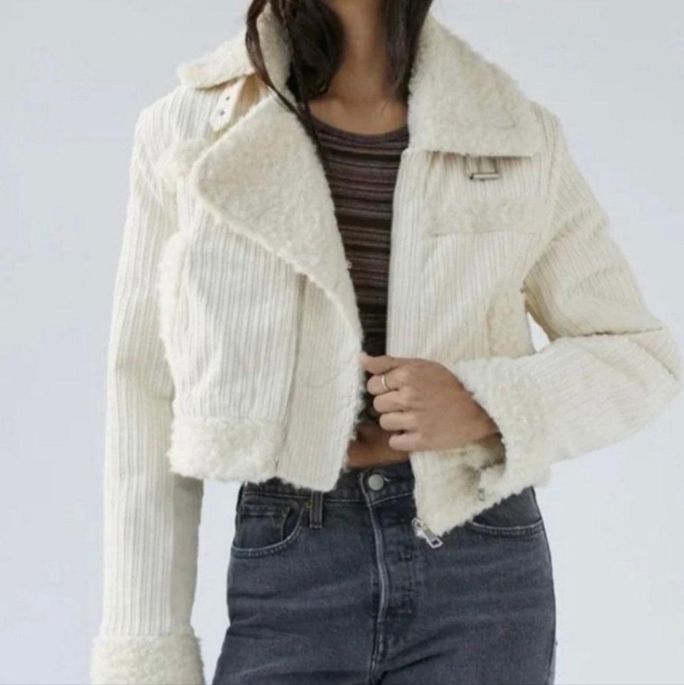 Urban outfitters corduroy sherpa cropped BDG Salem jacket